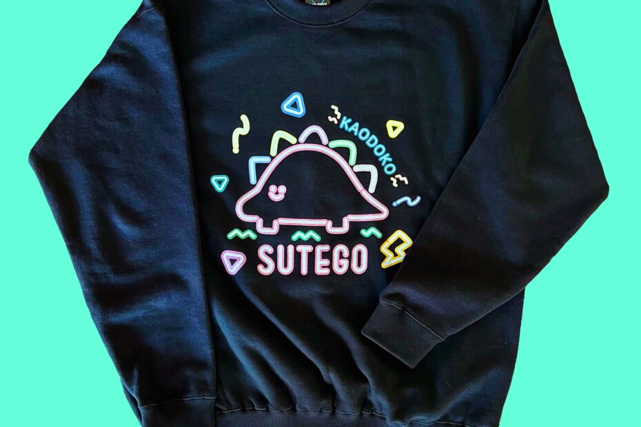 かおどこだいなそーネオン風黒トレーナー＿KAODOKODINOSAUR neon Black sweatshirt